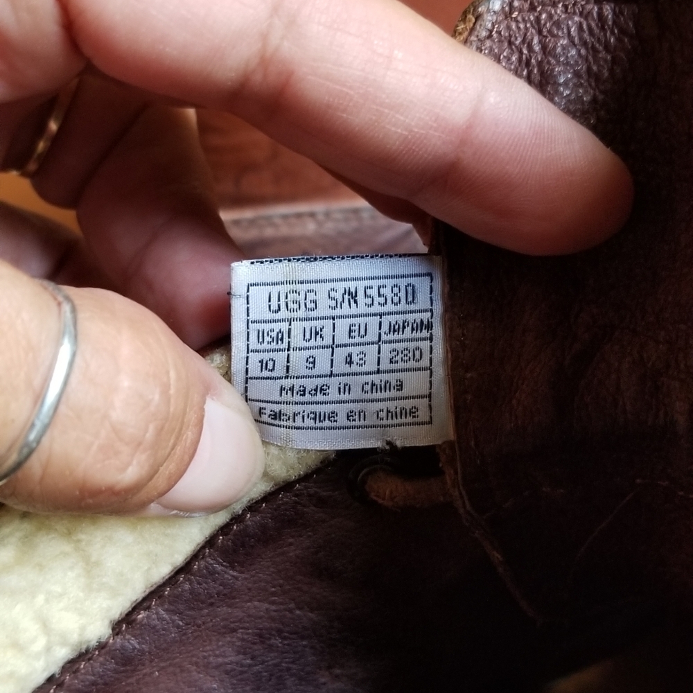 Mens Ugg - Picture 3 of 10